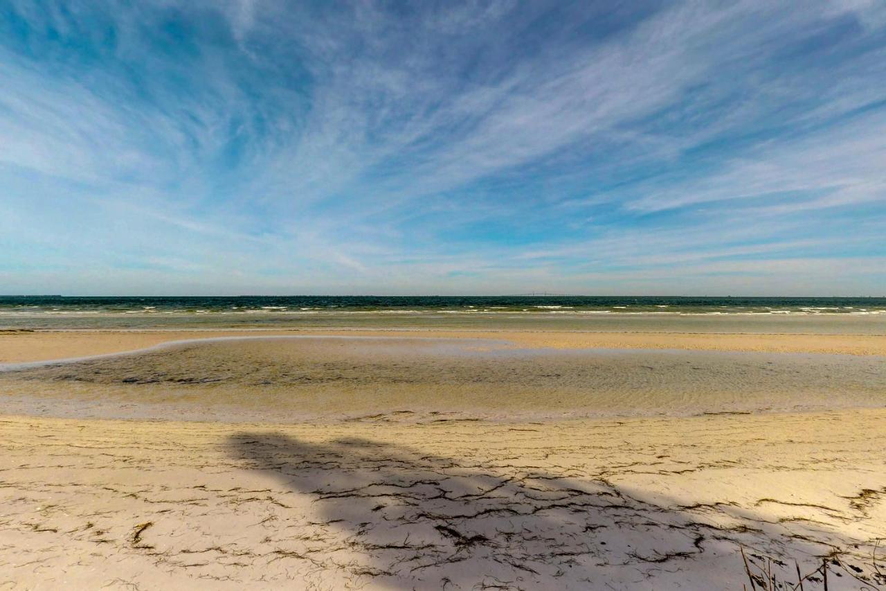 South Bay Inn Anna Maria Bagian luar foto