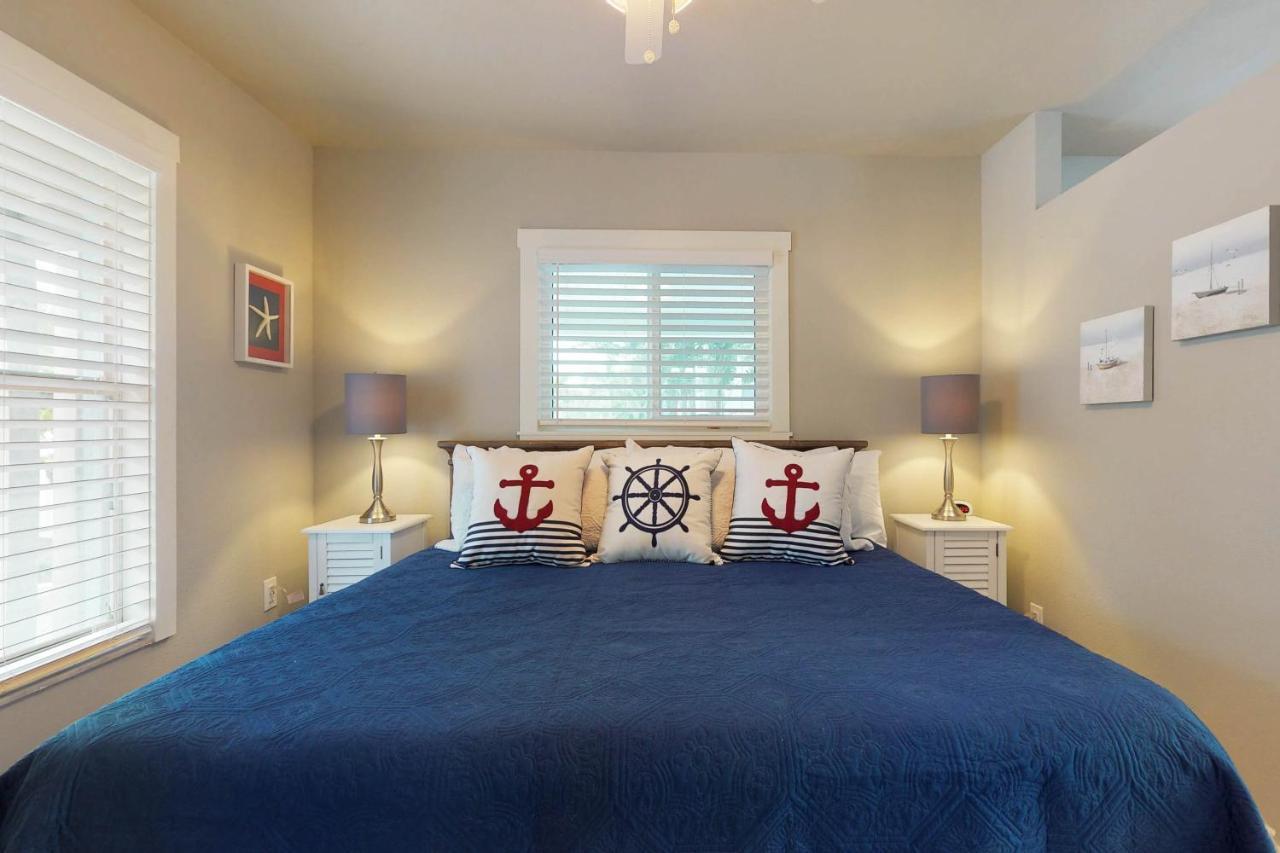 South Bay Inn Anna Maria Bagian luar foto