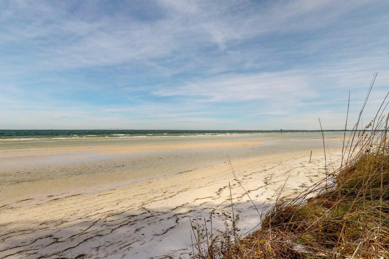 South Bay Inn Anna Maria Bagian luar foto