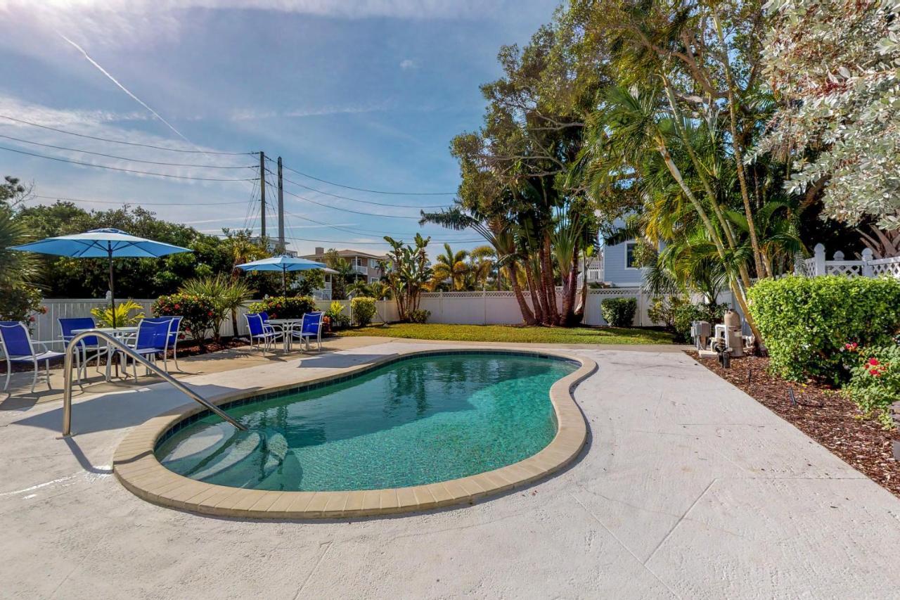 South Bay Inn Anna Maria Bagian luar foto